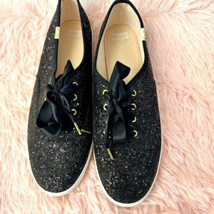 Size 10 women’s Keds. Used twice.